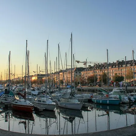 Fraichement Renovee - Jacuzzi Au Coeur De *
