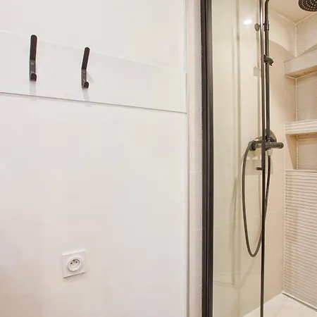 Fraichement Renovee - Jacuzzi Au Coeur De Lejlighed