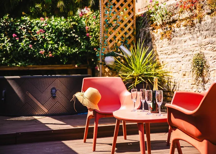 Fraichement Renovee - Jacuzzi Au Coeur De *