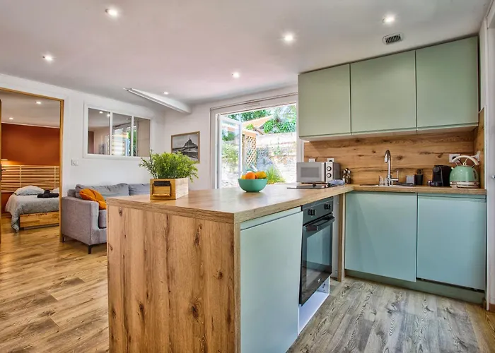 Fraichement Renovee - Jacuzzi Au Coeur De Apartmán