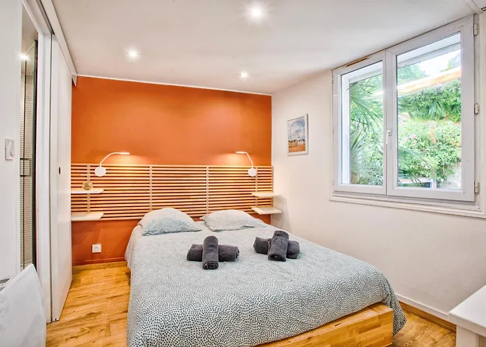 Fraichement Renovee - Jacuzzi Au Coeur De Apartmán Caen